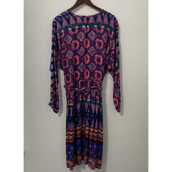 no brand Dresses & Skirts - Unbranded Dress Womens Size XL Dolman Sleeves Midi Colorful Pattern Drop Waist